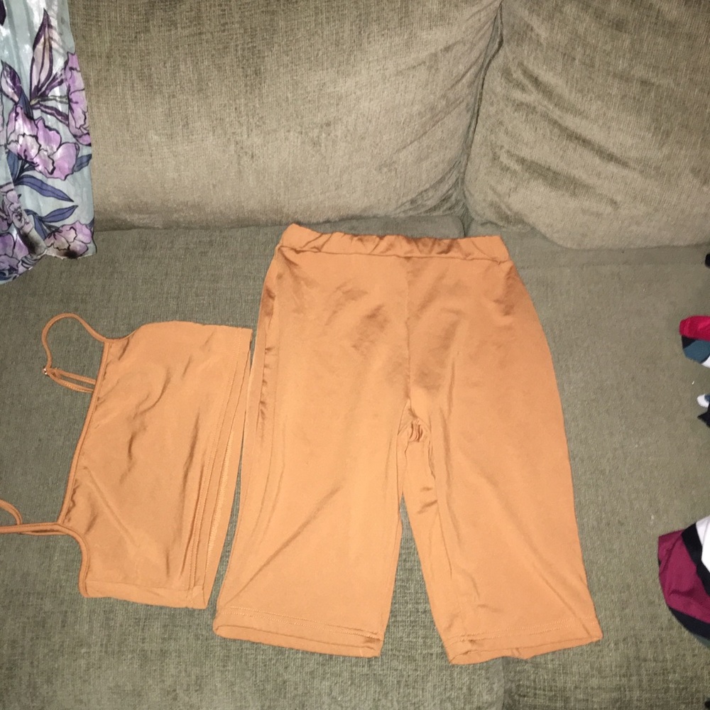 Biker shorts outfit